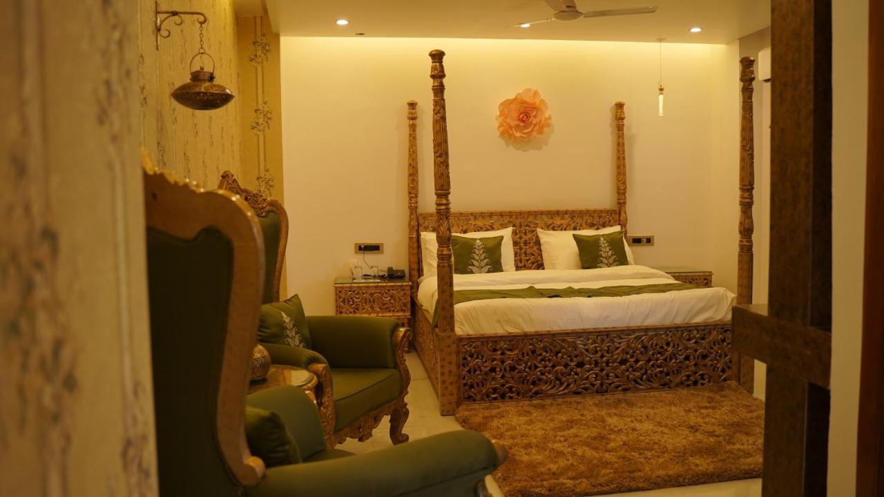 מקלוד גאנג' Hotel Saheb'S Castle Mcleodganj מראה חיצוני תמונה