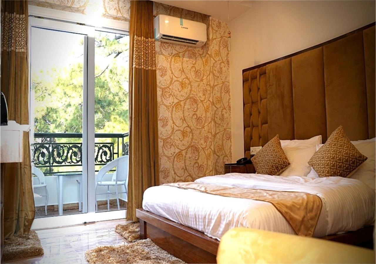 מקלוד גאנג' Hotel Saheb'S Castle Mcleodganj מראה חיצוני תמונה