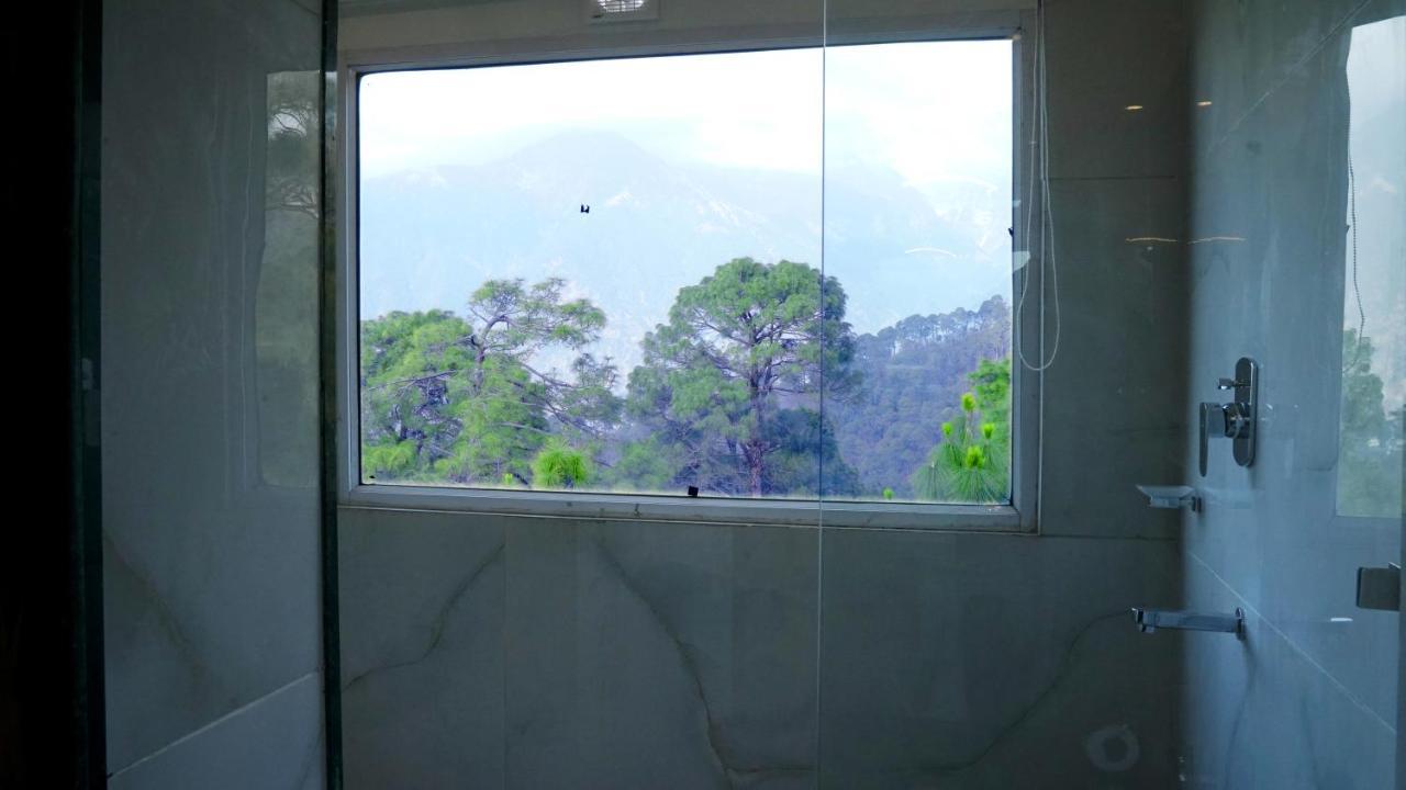 מקלוד גאנג' Hotel Saheb'S Castle Mcleodganj מראה חיצוני תמונה