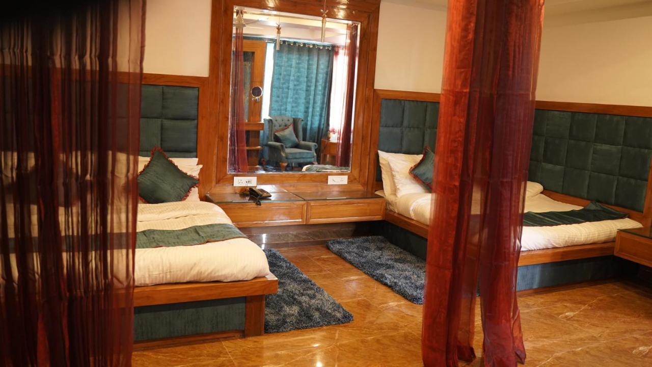מקלוד גאנג' Hotel Saheb'S Castle Mcleodganj מראה חיצוני תמונה