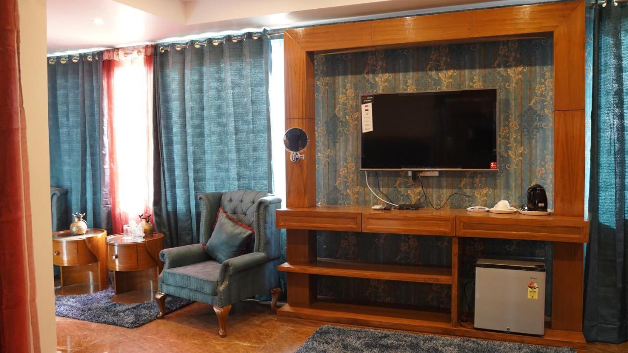 מקלוד גאנג' Hotel Saheb'S Castle Mcleodganj מראה חיצוני תמונה